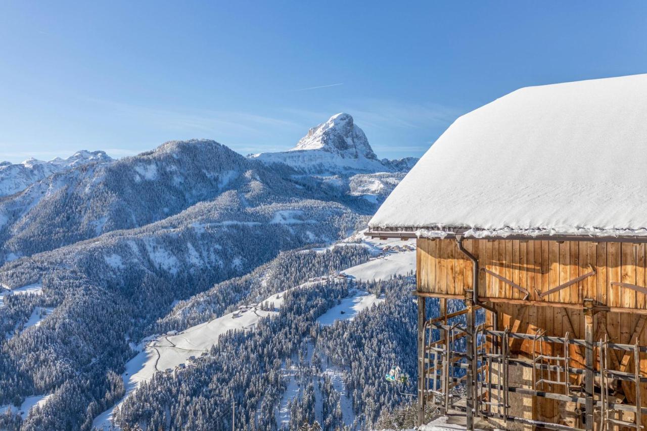 Appartamento Primo Piano San Martino in Badia Exterior foto